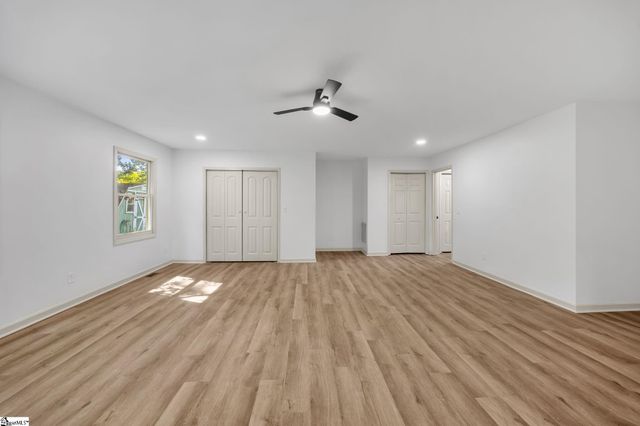 13 Bedford Lane, Taylors, SC 29687