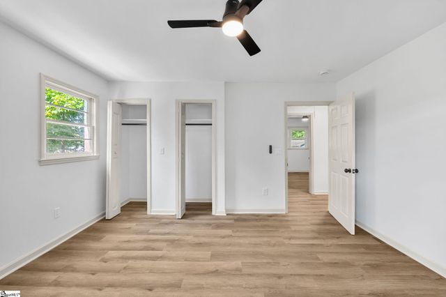 13 Bedford Lane, Taylors, SC 29687