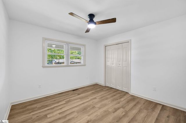 13 Bedford Lane, Taylors, SC 29687