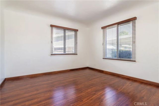 6909 Peach Avenue, Van Nuys, CA 91406