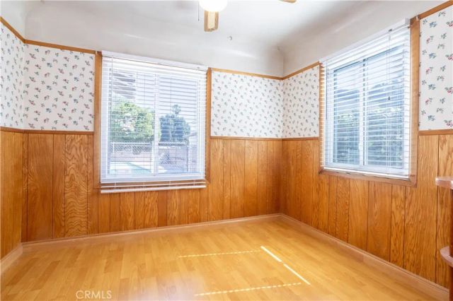 6909 Peach Avenue, Van Nuys, CA 91406