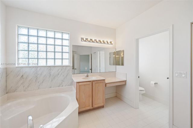 4135 Woodhill Pl, Boynton Beach, FL 33436