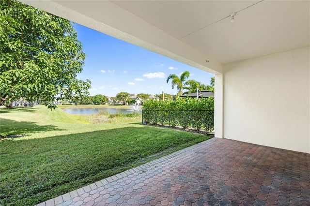 4135 Woodhill Pl, Boynton Beach, FL 33436