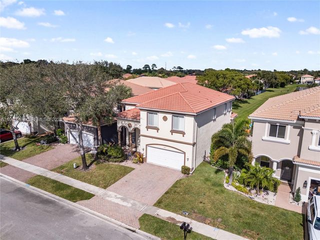 4135 Woodhill Pl, Boynton Beach, FL 33436