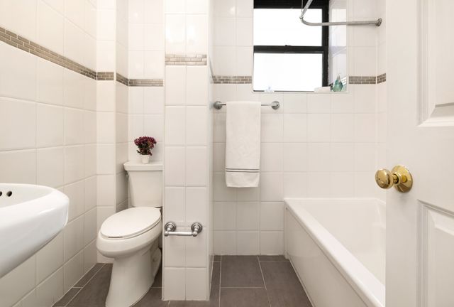 807 Riverside Dr Apt 1I, New York City, NY 10032