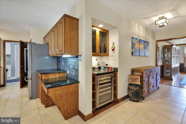 23 LAURA CT, Sinking Spring, PA 19608