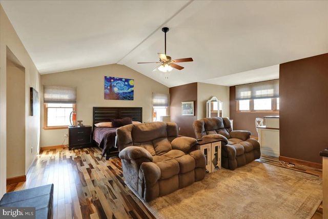 23 LAURA CT, Sinking Spring, PA 19608