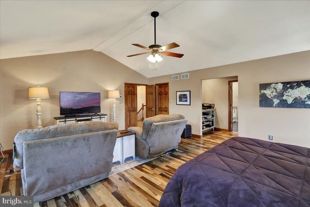 23 LAURA CT, Sinking Spring, PA 19608