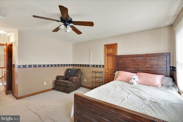 23 LAURA CT, Sinking Spring, PA 19608