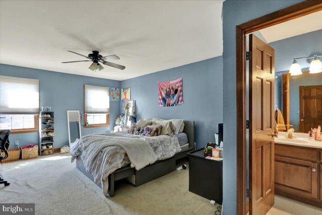 23 LAURA CT, Sinking Spring, PA 19608