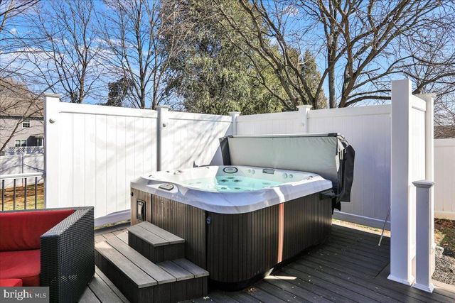 23 LAURA CT, Sinking Spring, PA 19608