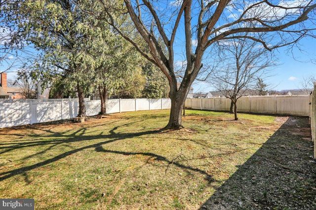 23 LAURA CT, Sinking Spring, PA 19608