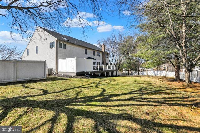 23 LAURA CT, Sinking Spring, PA 19608