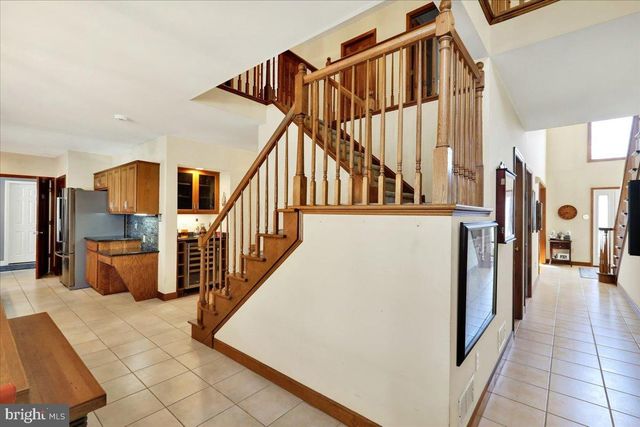 23 LAURA CT, Sinking Spring, PA 19608