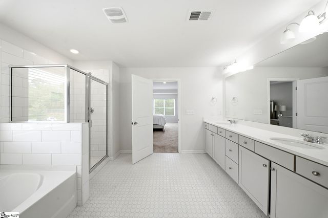 530 Fox Run Trail, Woodruff, SC 29388
