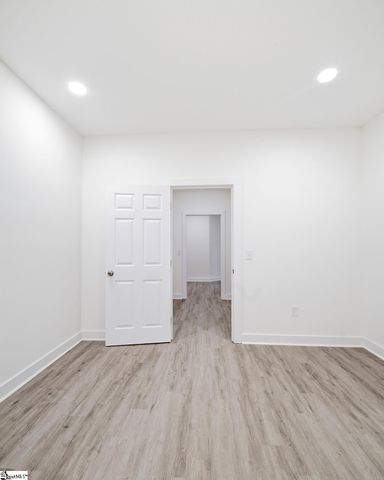 530 Fox Run Trail, Woodruff, SC 29388