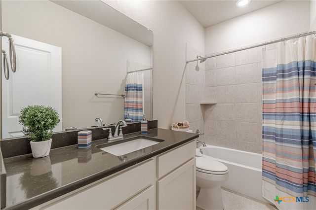 128 Lafitte Drive 102, San Marcos, TX 78666