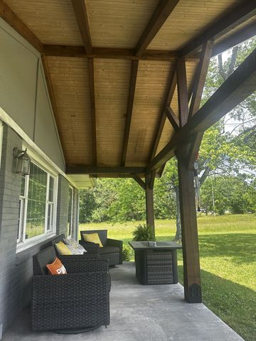 9 Caldwell Rd, Summertown, TN 38483