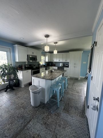 9 Caldwell Rd, Summertown, TN 38483