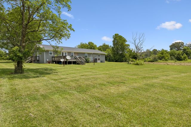 9 Caldwell Rd, Summertown, TN 38483