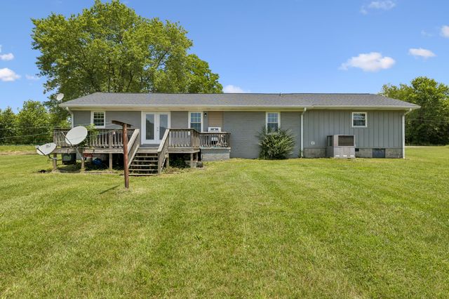 9 Caldwell Rd, Summertown, TN 38483