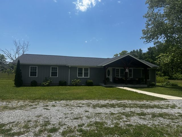 9 Caldwell Rd, Summertown, TN 38483