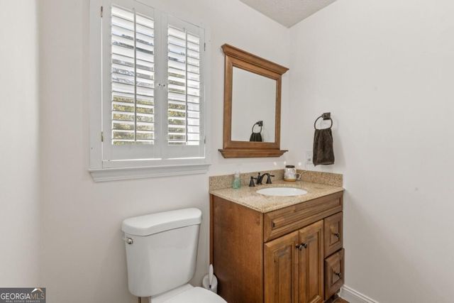 3906 Laurens Lane, Snellville, GA 30039