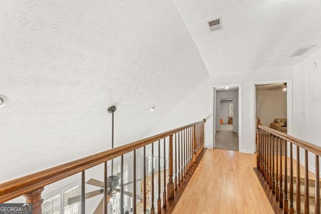 3906 Laurens Lane, Snellville, GA 30039