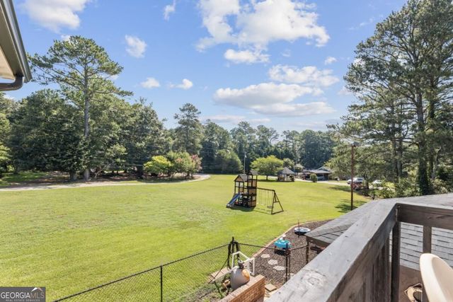 3906 Laurens Lane, Snellville, GA 30039