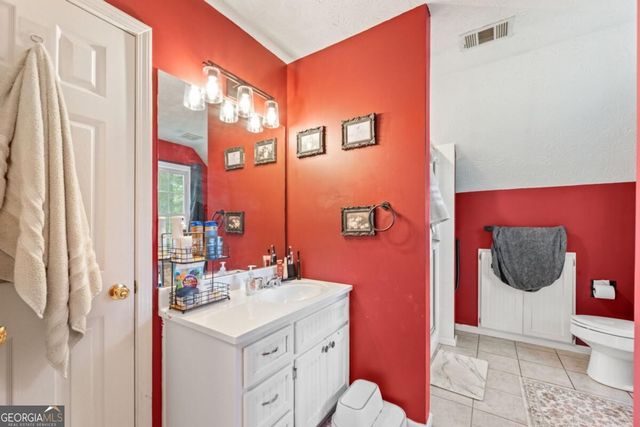 3906 Laurens Lane, Snellville, GA 30039