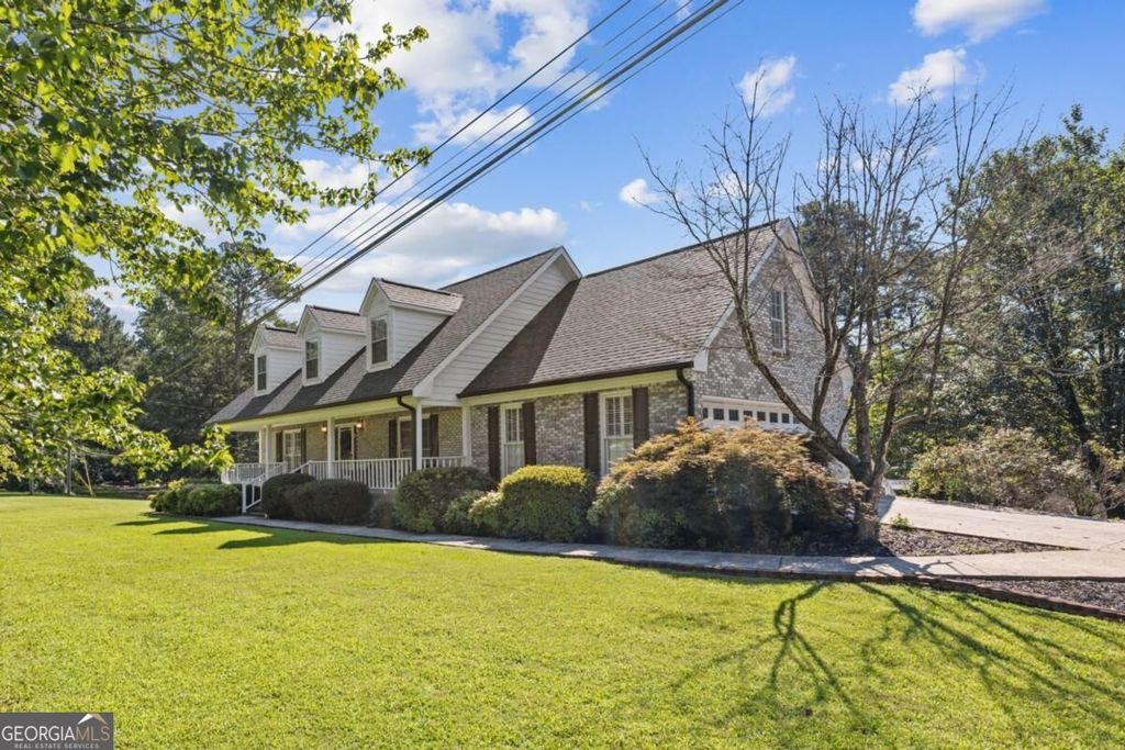 3906 Laurens Lane, Snellville, GA 30039