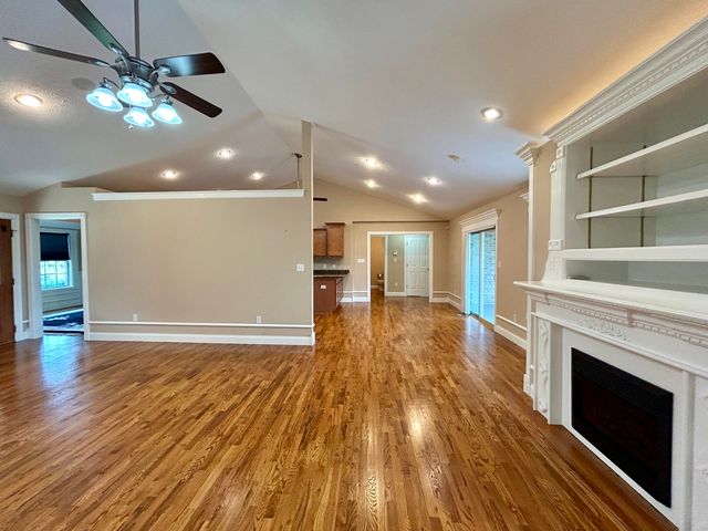 568 White Tail Run Drive, Somerset, KY 42503