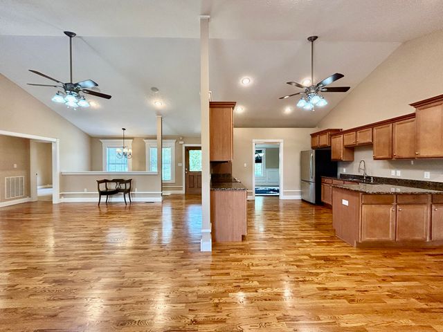 568 White Tail Run Drive, Somerset, KY 42503