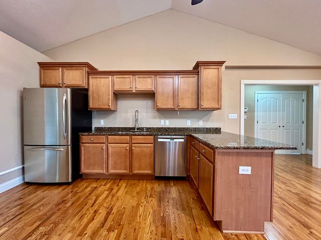 568 White Tail Run Drive, Somerset, KY 42503