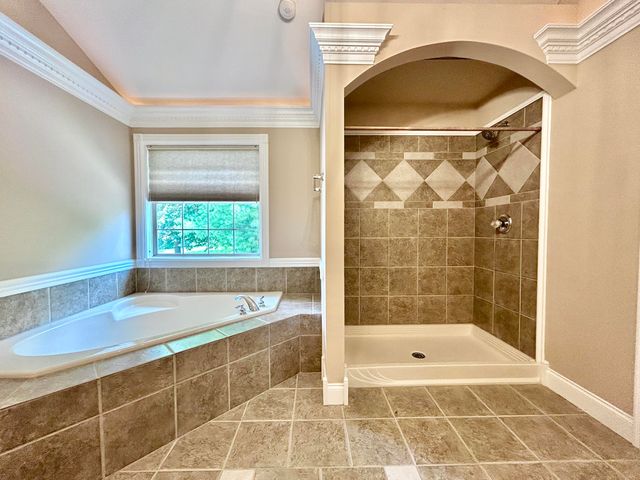 568 White Tail Run Drive, Somerset, KY 42503