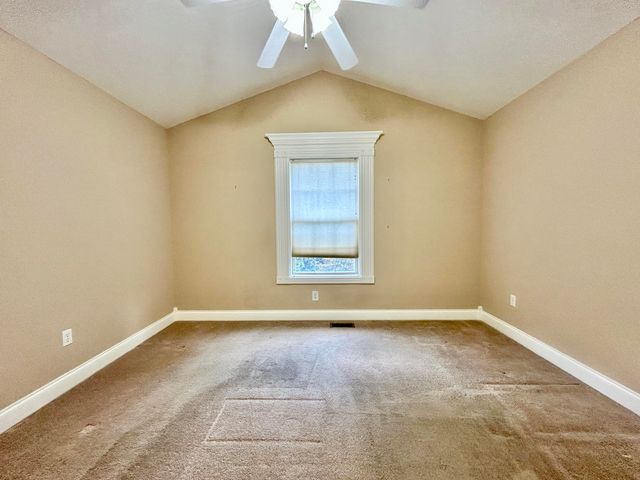 568 White Tail Run Drive, Somerset, KY 42503