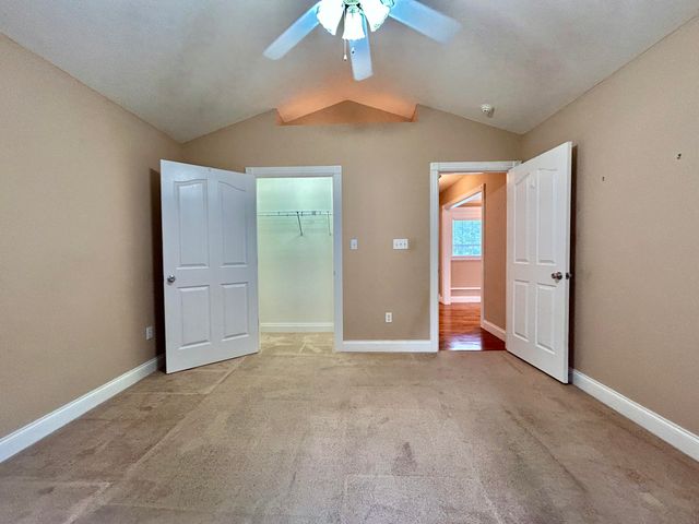 568 White Tail Run Drive, Somerset, KY 42503
