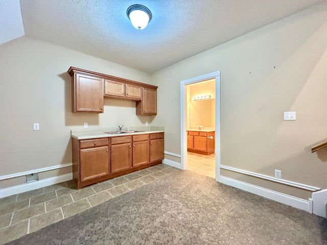 568 White Tail Run Drive, Somerset, KY 42503