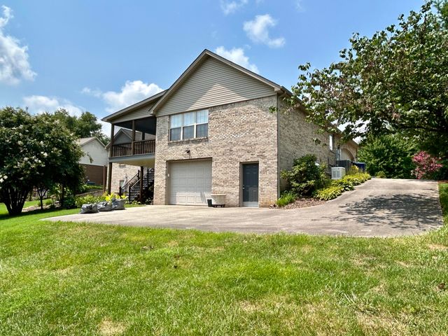568 White Tail Run Drive, Somerset, KY 42503
