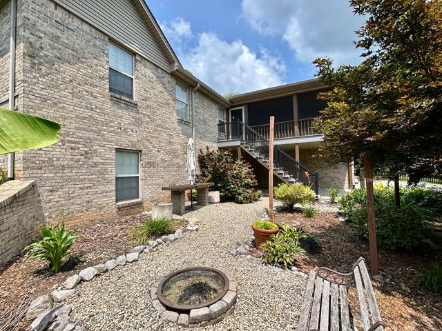 568 White Tail Run Drive, Somerset, KY 42503