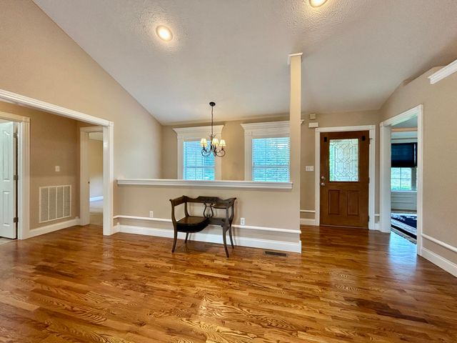 568 White Tail Run Drive, Somerset, KY 42503