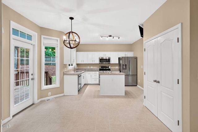 1906 Dunwick Court, Apex, NC 27523
