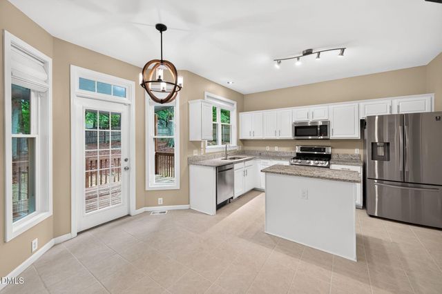 1906 Dunwick Court, Apex, NC 27523