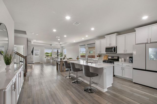 108 Staunton DR, Leander, TX 78641