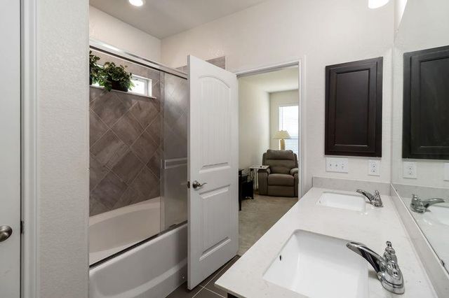 1911 Prickly Pear DR, Bastrop, TX 78602