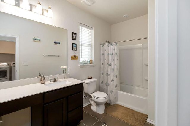 1911 Prickly Pear DR, Bastrop, TX 78602