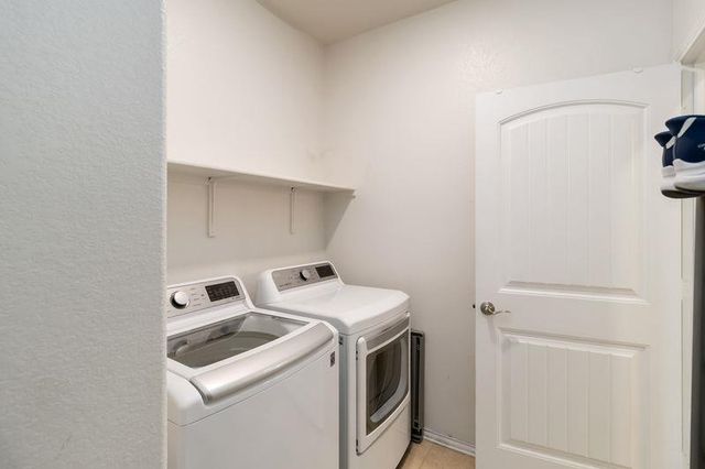 1911 Prickly Pear DR, Bastrop, TX 78602