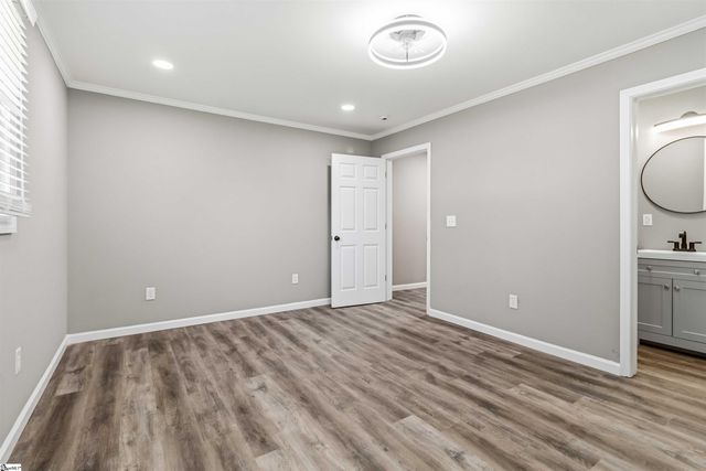 809 E Ferguson Street, Clinton, SC 29325