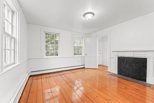 96 Water St, Danvers, MA 01923