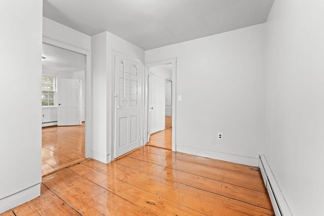 96 Water St, Danvers, MA 01923